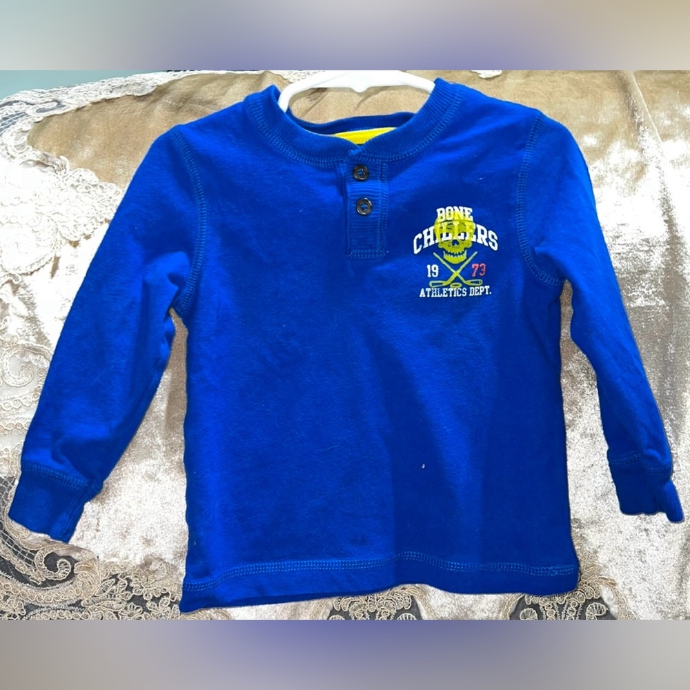 $3 BOYS LONG SLEEVE SHIRT SIZE 24 MONTHS~$3 WHEN BUNDLED WITH 3 OR MORE ITEMS